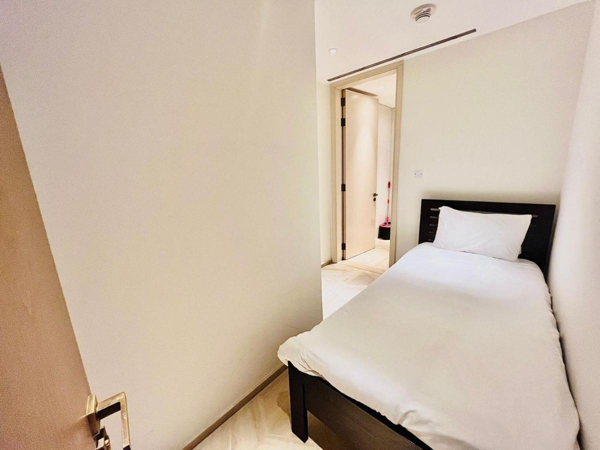 Five Palm Jumeirah - 2 Bedrooms & Maid Room In A Splendid Resort - Modernlux Дубай Екстер'єр фото
