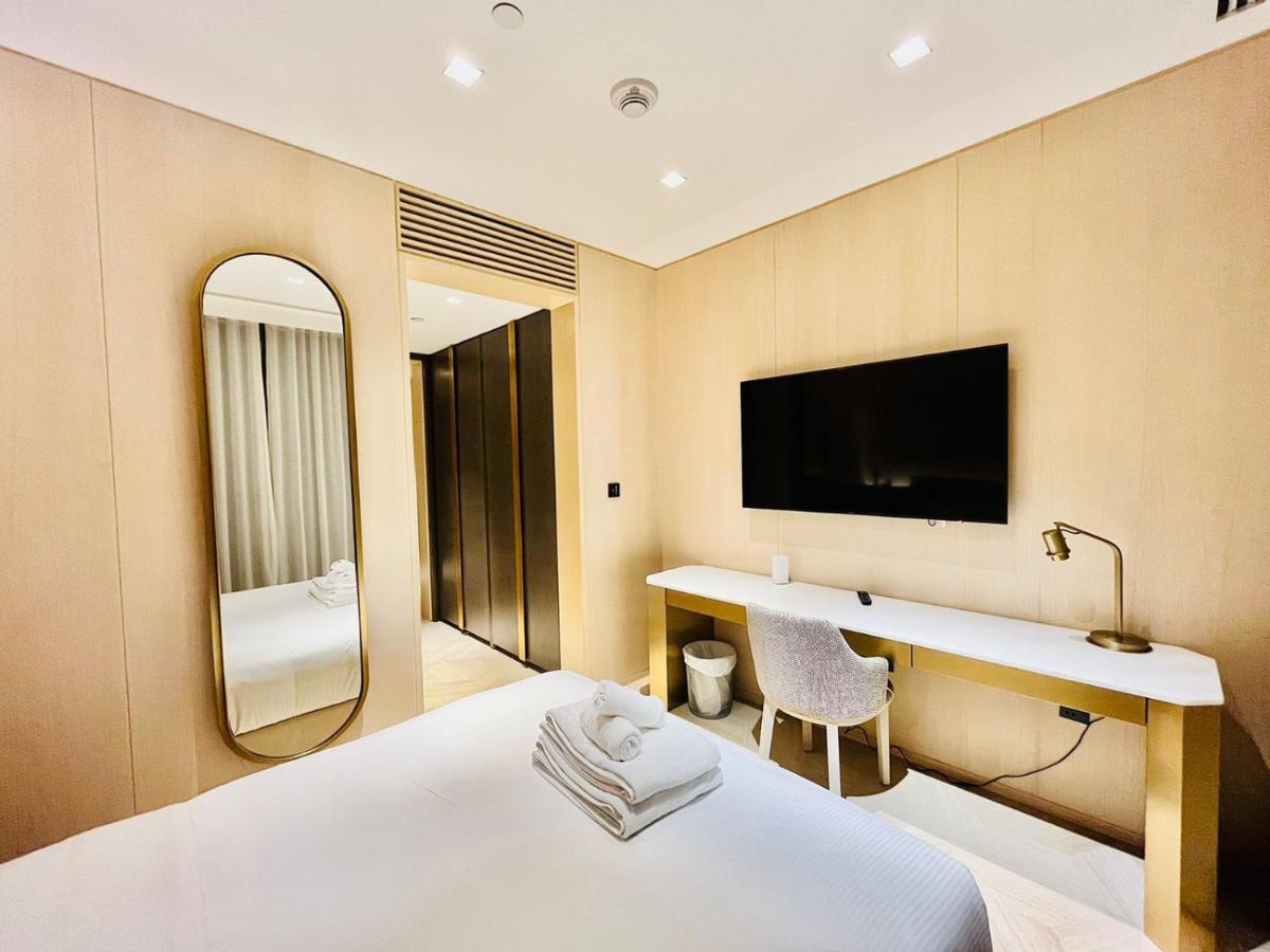 Five Palm Jumeirah - 2 Bedrooms & Maid Room In A Splendid Resort - Modernlux Дубай Екстер'єр фото